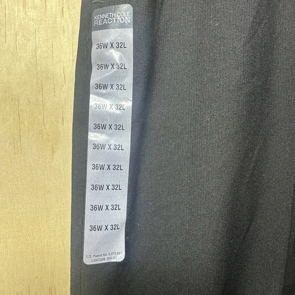 Kenneth Cole Reaction Unlisted Dress Slacks Pants 36X32 Black - Picture 3 of 12